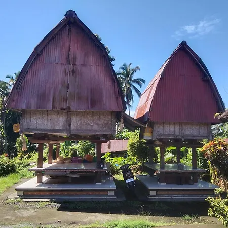 Trinadhi Homestay Tabanan  Exterior photo